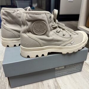 Palladium High-Top Sneakers - Ecru